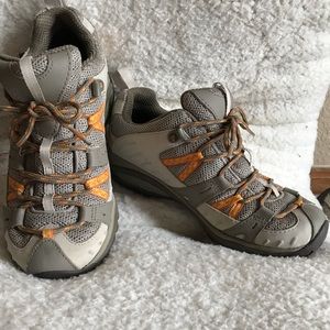 Merrell waterproof hikers - ladies 7 1/2